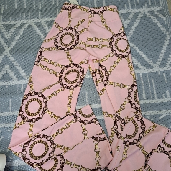 FASHIO Nova Chained Heart Pants - Picture 11 of 12